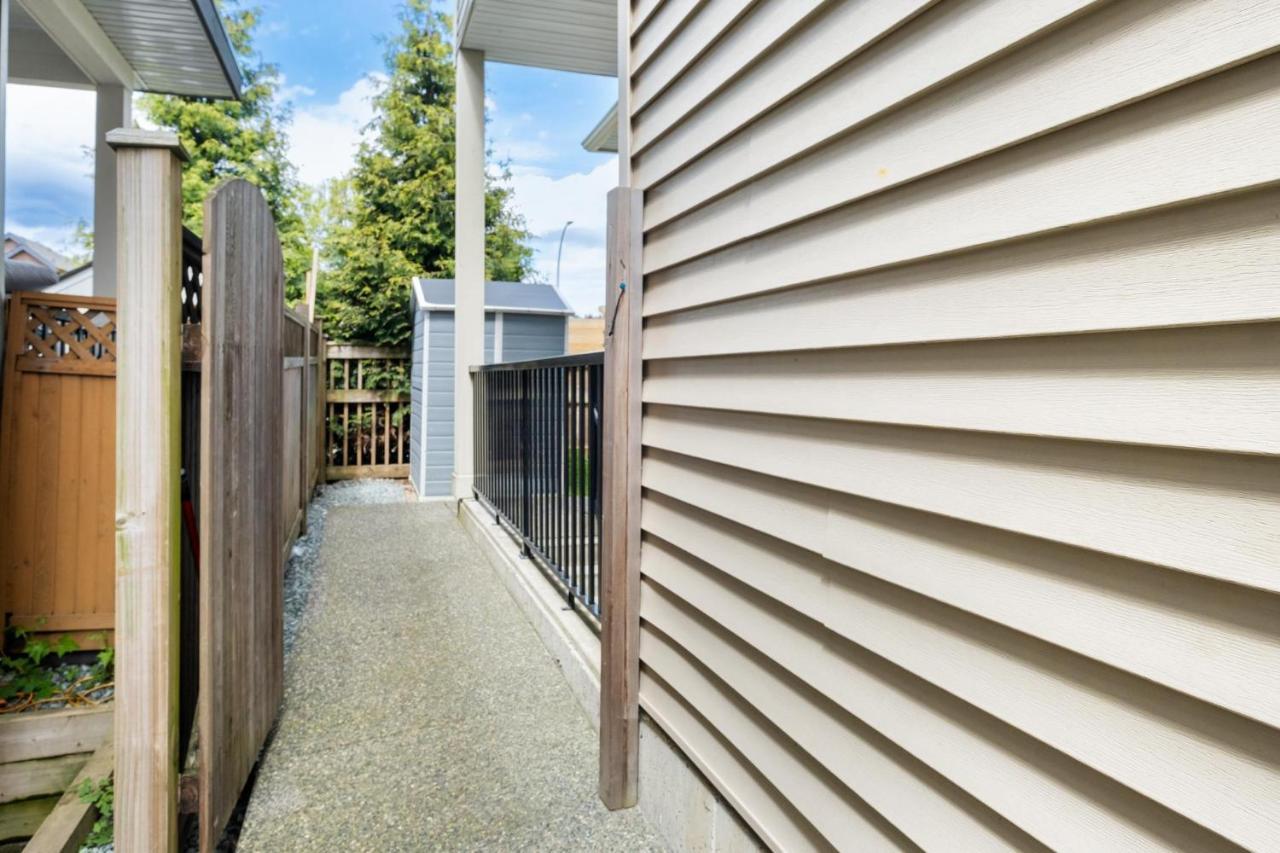 Willow Suite Langley Luaran gambar