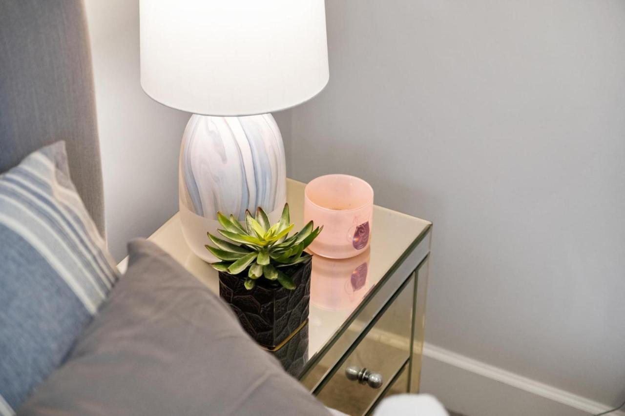 Willow Suite Langley Luaran gambar