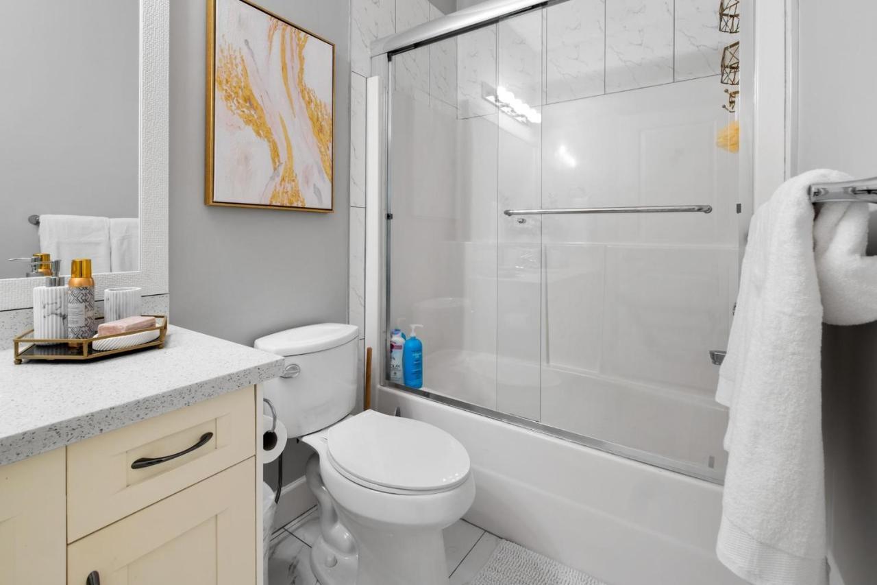 Willow Suite Langley Luaran gambar