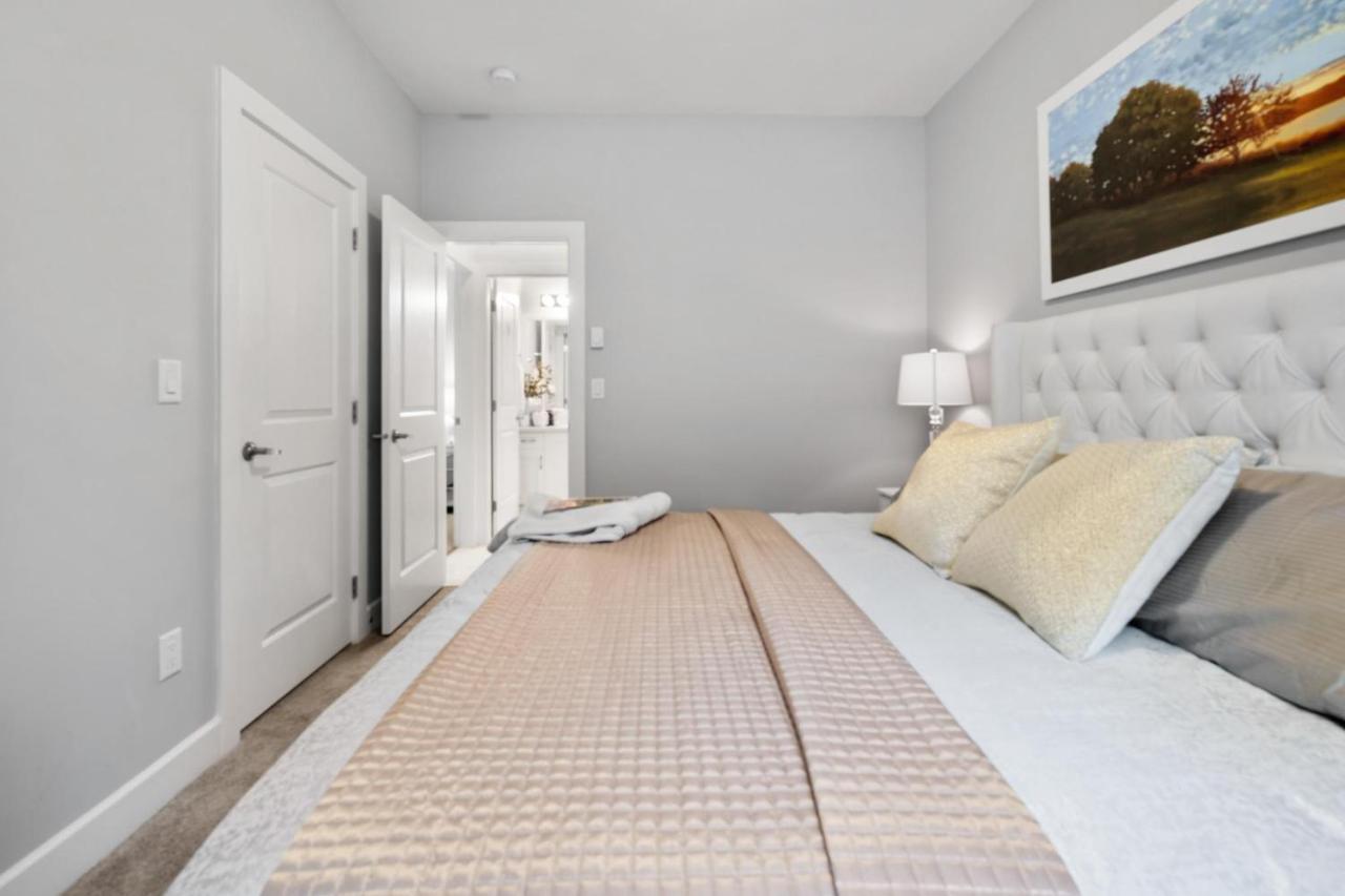 Willow Suite Langley Luaran gambar