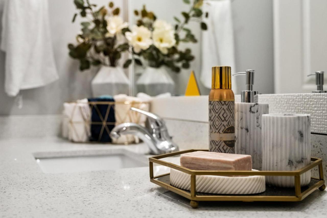 Willow Suite Langley Luaran gambar