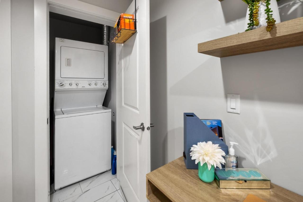 Willow Suite Langley Luaran gambar